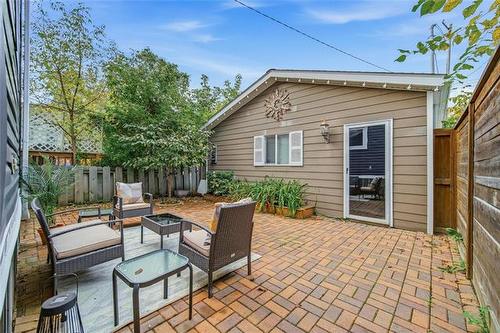 745 Warsaw Ave, Winnipeg, MB 