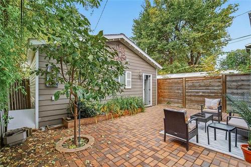 745 Warsaw Ave, Winnipeg, MB 