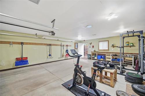 745 Warsaw Ave, Winnipeg, MB 