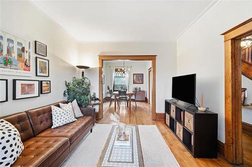 745 Warsaw Ave, Winnipeg, MB 