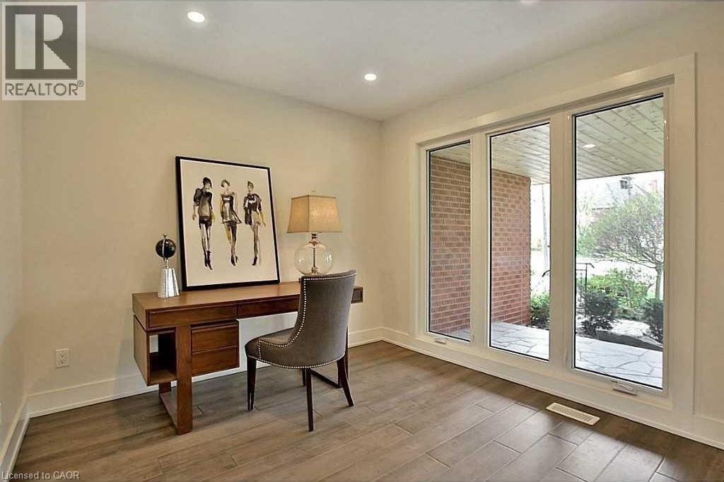 239 Guelph Line, Burlington, ON