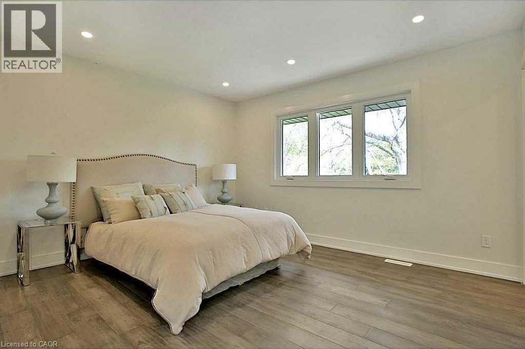 239 Guelph Line, Burlington, ON