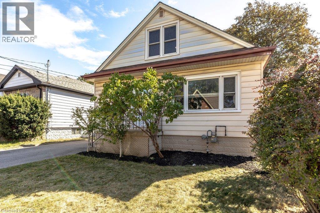 15 East 27Th Street, Hamilton, ON