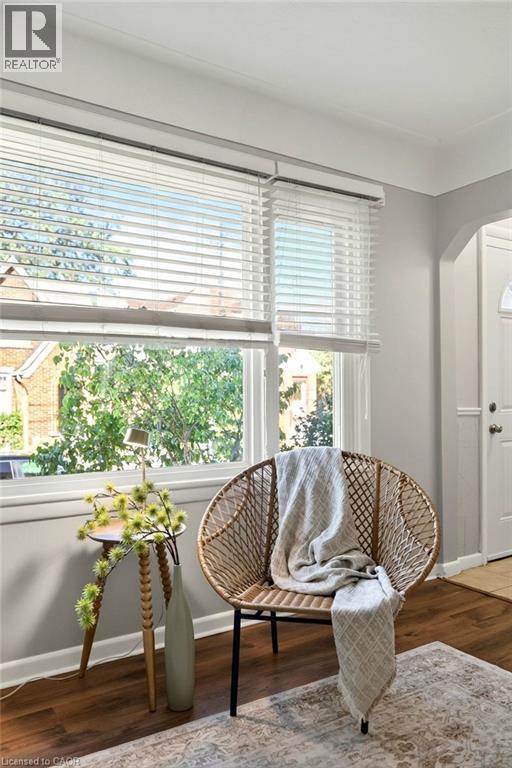 15 East 27Th Street, Hamilton, ON