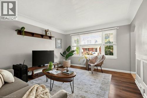 15 East 27Th Street, Hamilton, ON 