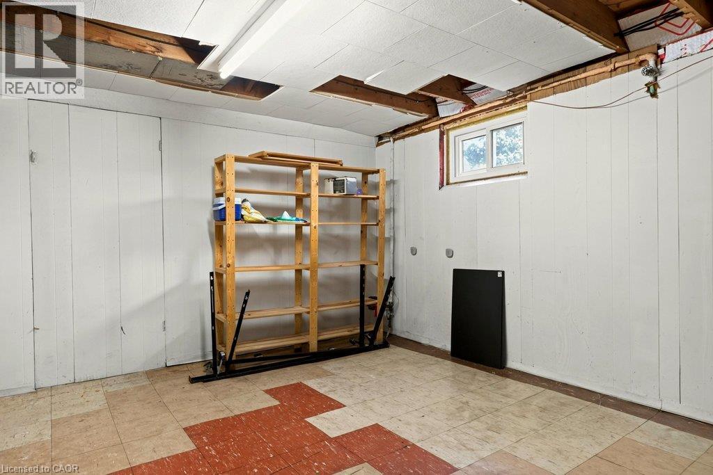 15 East 27Th Street, Hamilton, ON