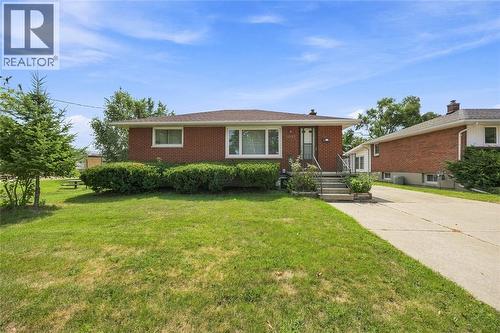 1081 MICHIGAN AVENUE  Sarnia, ON N7S 2B5