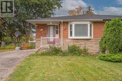 54 SUNDERLAND CRESCENT Toronto, ON M1H 2V3