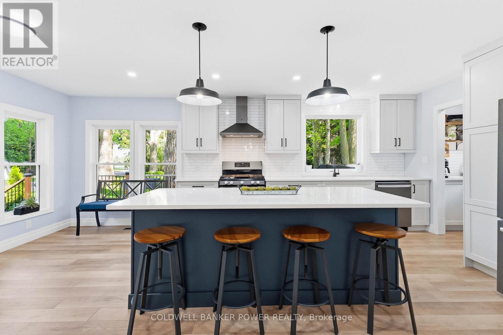 26041 Queens Line, West Elgin, ON