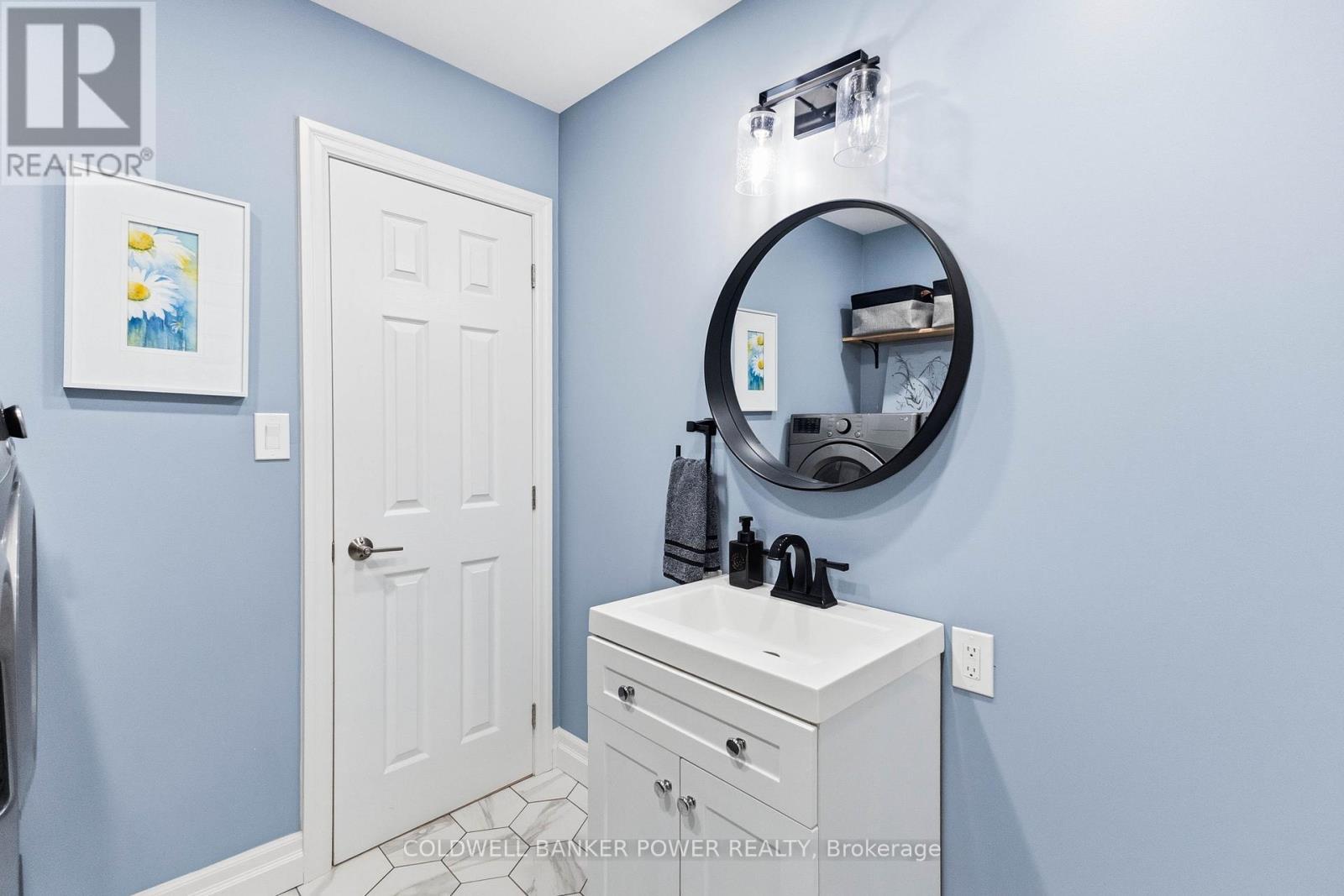 26041 Queens Line, West Elgin, ON