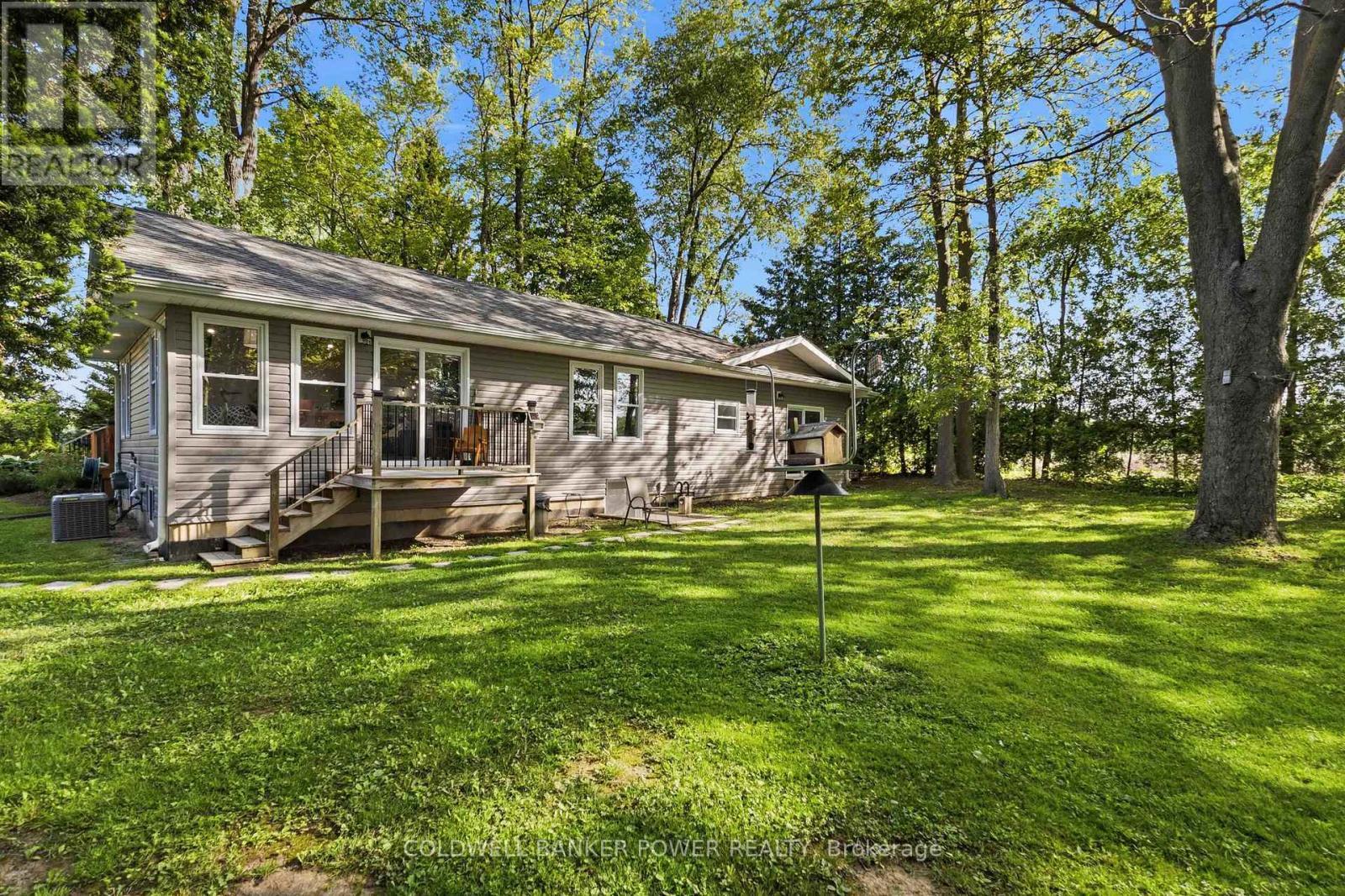 26041 Queens Line, West Elgin, ON