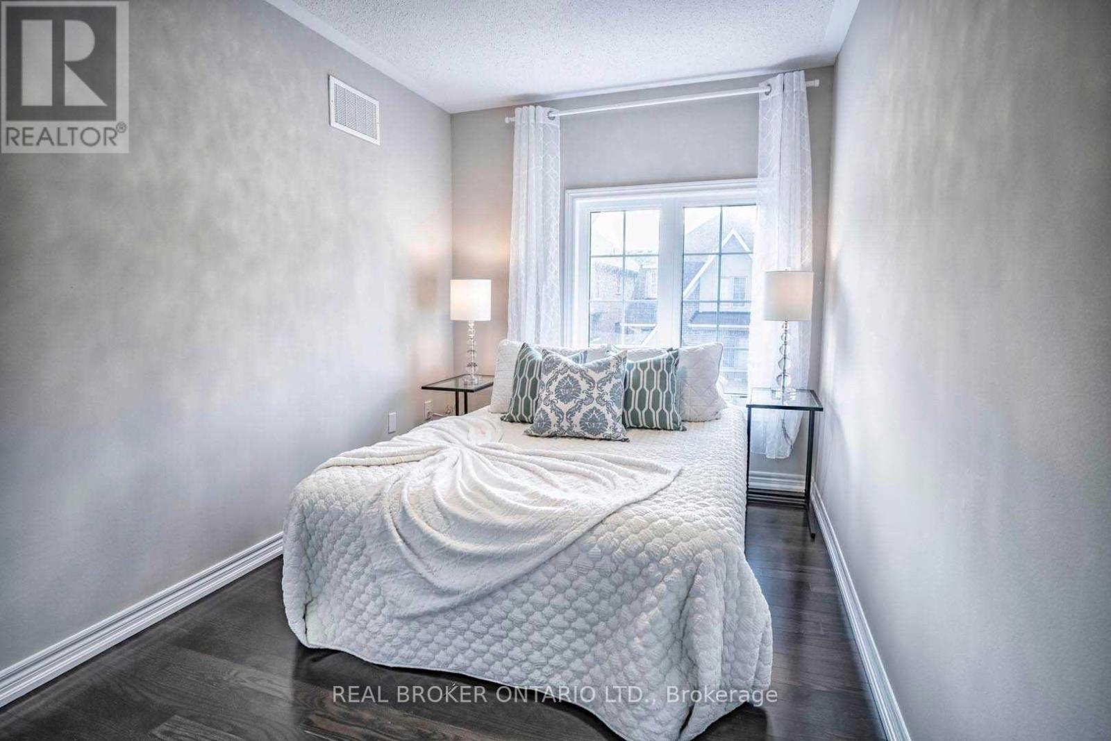 1424 Granrock Crescent, Mississauga, ON
