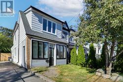 430 PHARMACY AVENUE Toronto, ON M1L 3G6