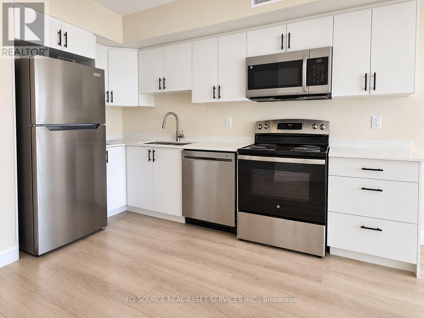 1119 Heron Road, Ottawa, ON