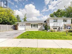 1 LESGAY CRESCENT Toronto, ON M2J 2H9