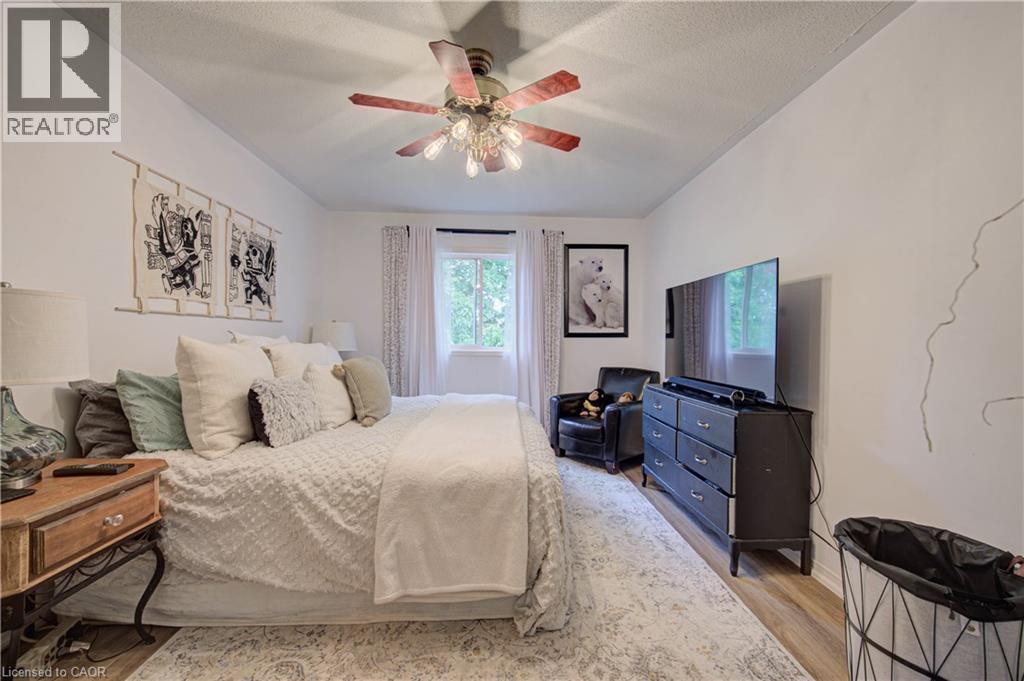 Additional content - 317 Christopher Drive, Cambridge, ON