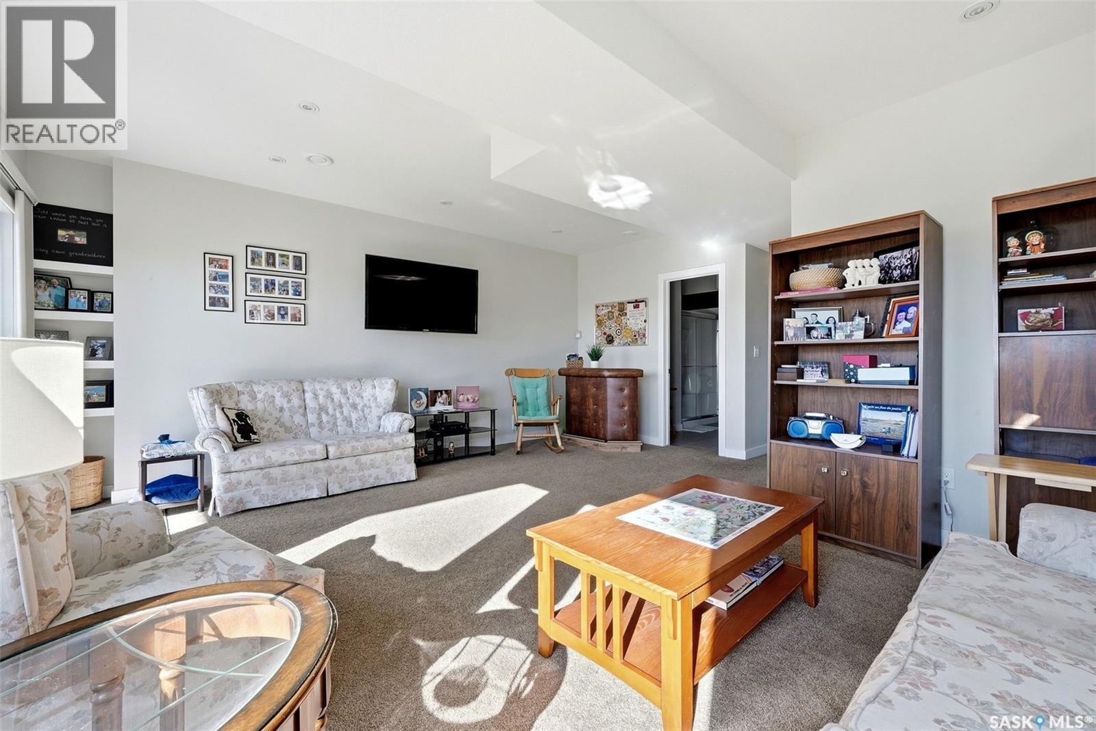 8837 Kestral Drive, Regina, SK