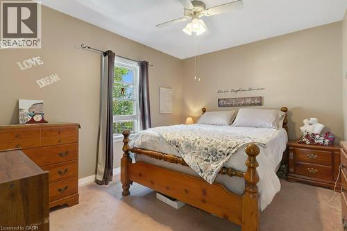 Bedroom on the main level - 52 Third Avenue, Cambridge, ON 
