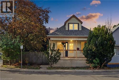 264 BRITANNIA Avenue  Hamilton, ON L8H 1X8