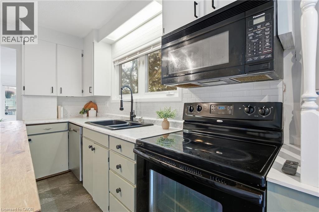 264 Britannia Avenue, Hamilton, ON