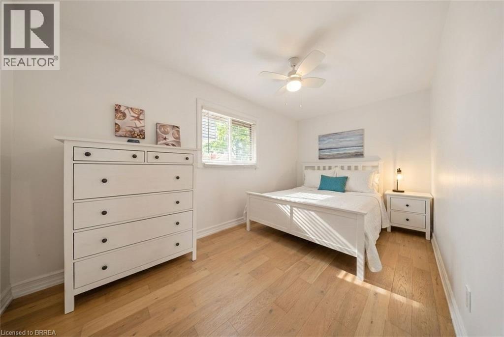 10 Reserve Street, Turkey Point, ON