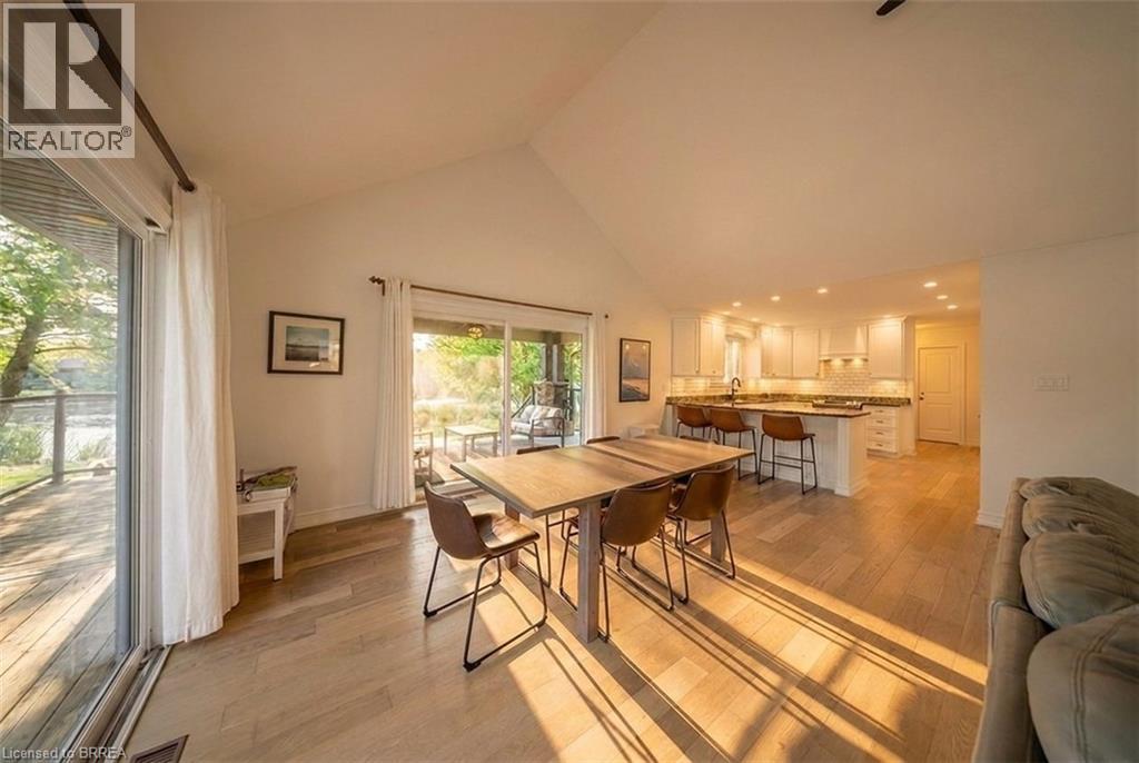 10 Reserve Street, Turkey Point, ON