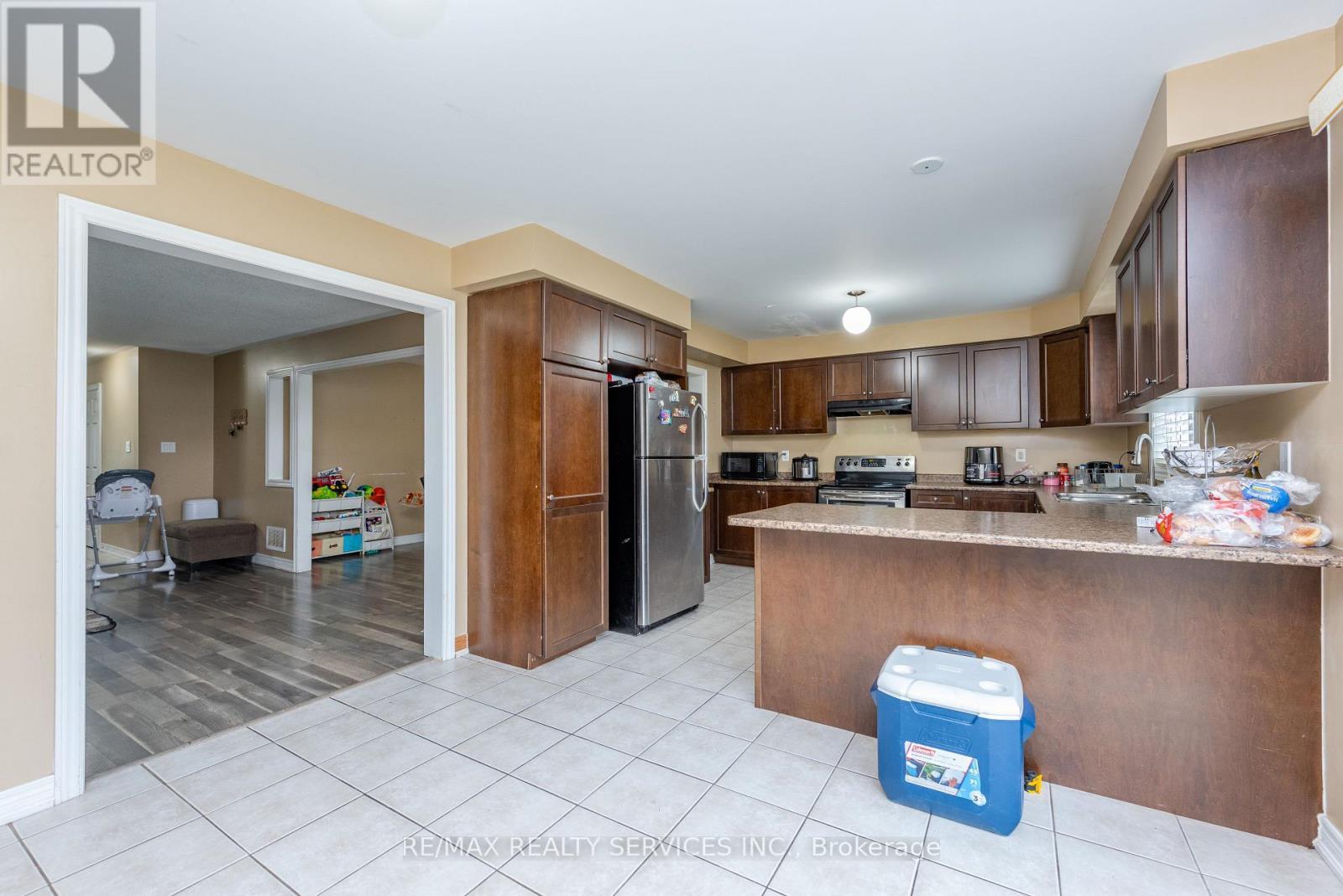 59 Beachville Circle, Brampton, ON