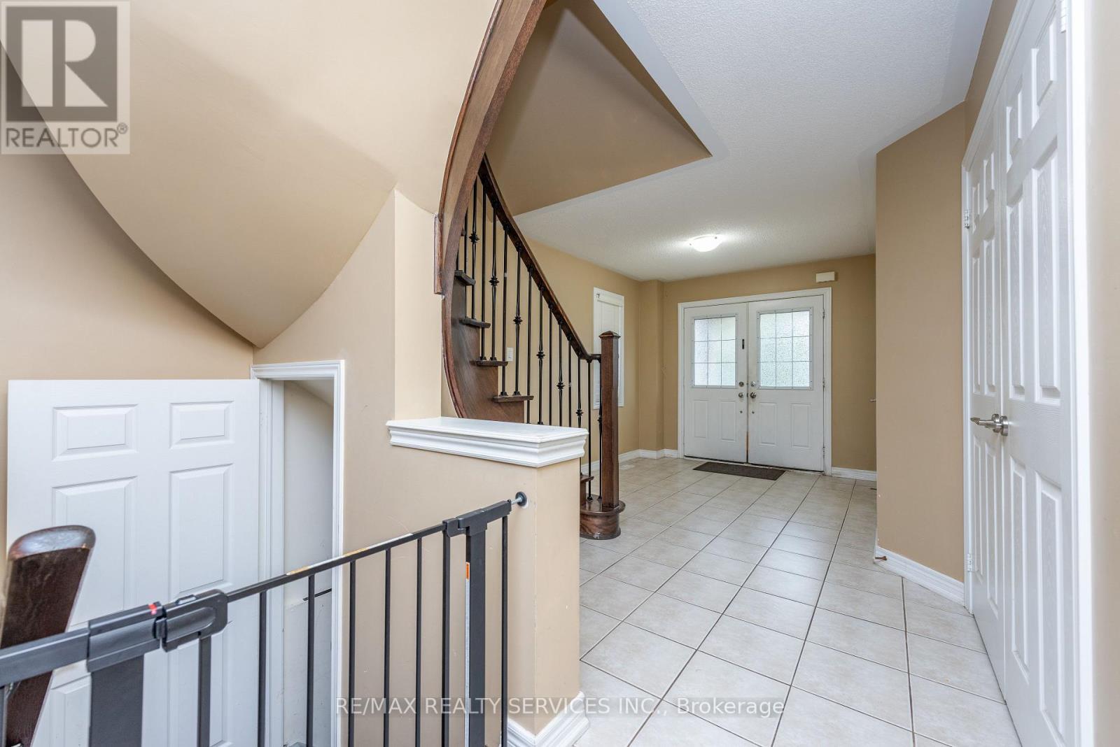 59 Beachville Circle, Brampton, ON