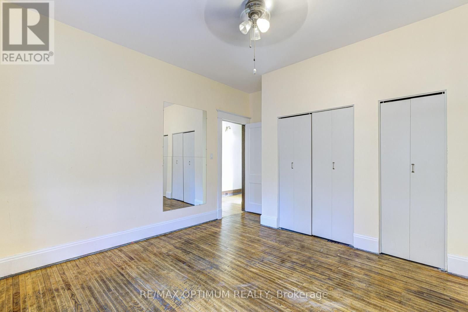 916 Queenston Road, Cambridge, ON