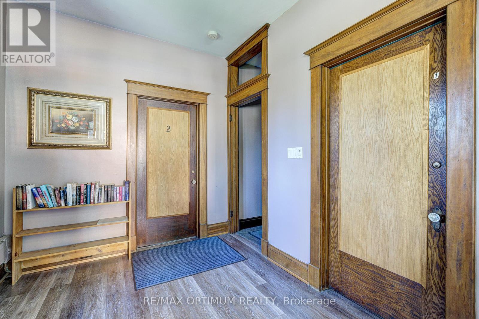 916 Queenston Road, Cambridge, ON