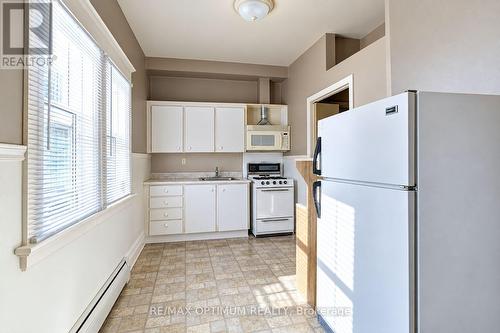 916 Queenston Road, Cambridge, ON 