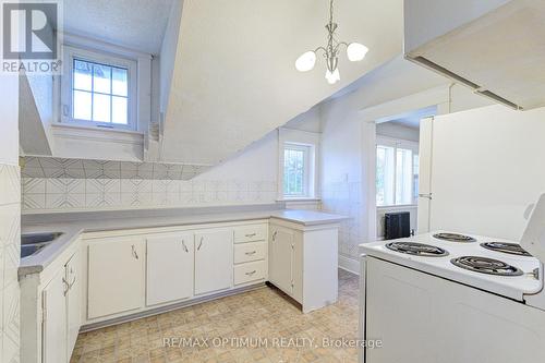 916 Queenston Road, Cambridge, ON 