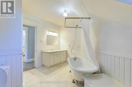 916 Queenston Road, Cambridge, ON 