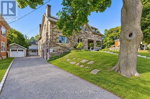 916 Queenston Road, Cambridge, ON 