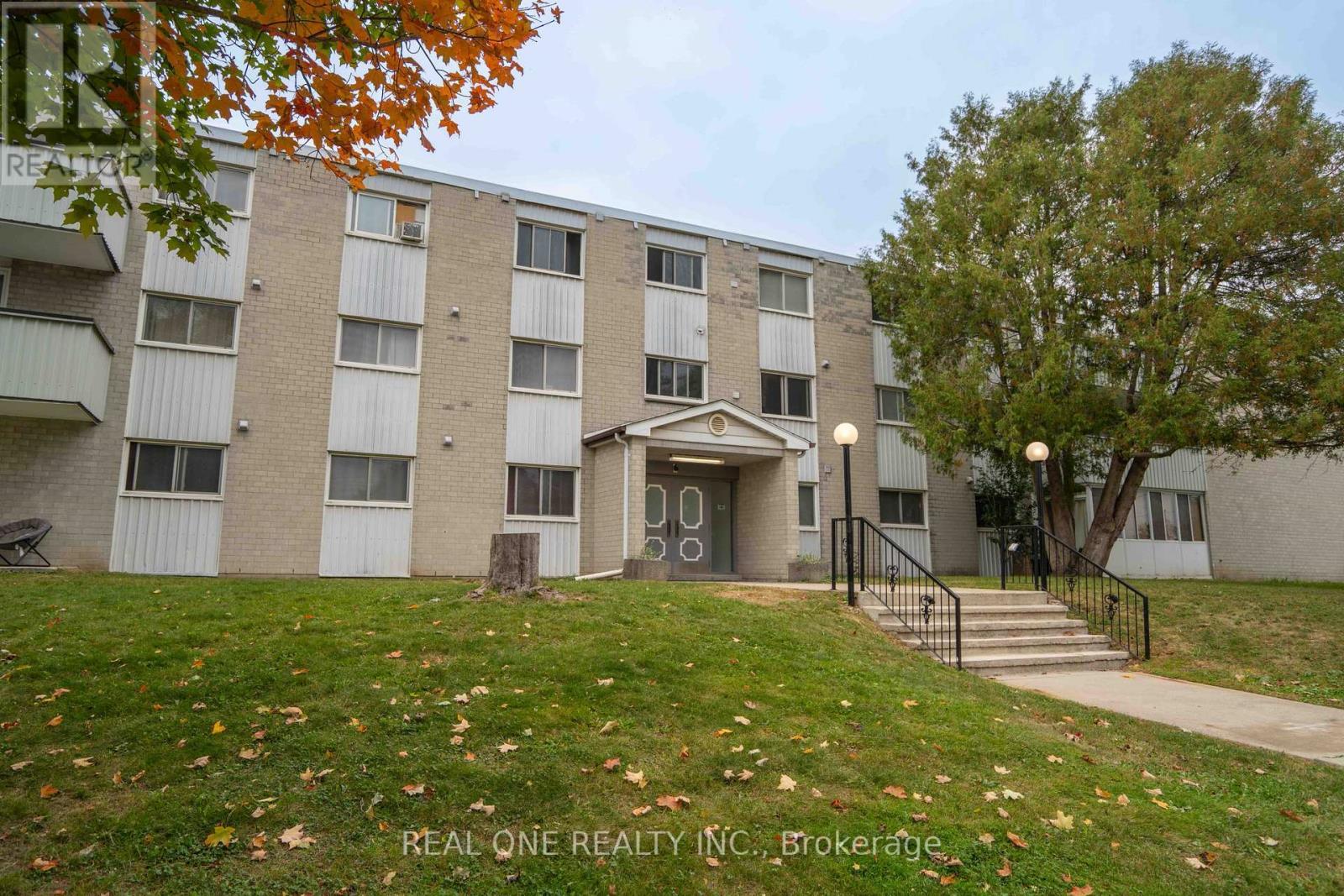 204 - 6 Walton Avenue, Kitchener, ON