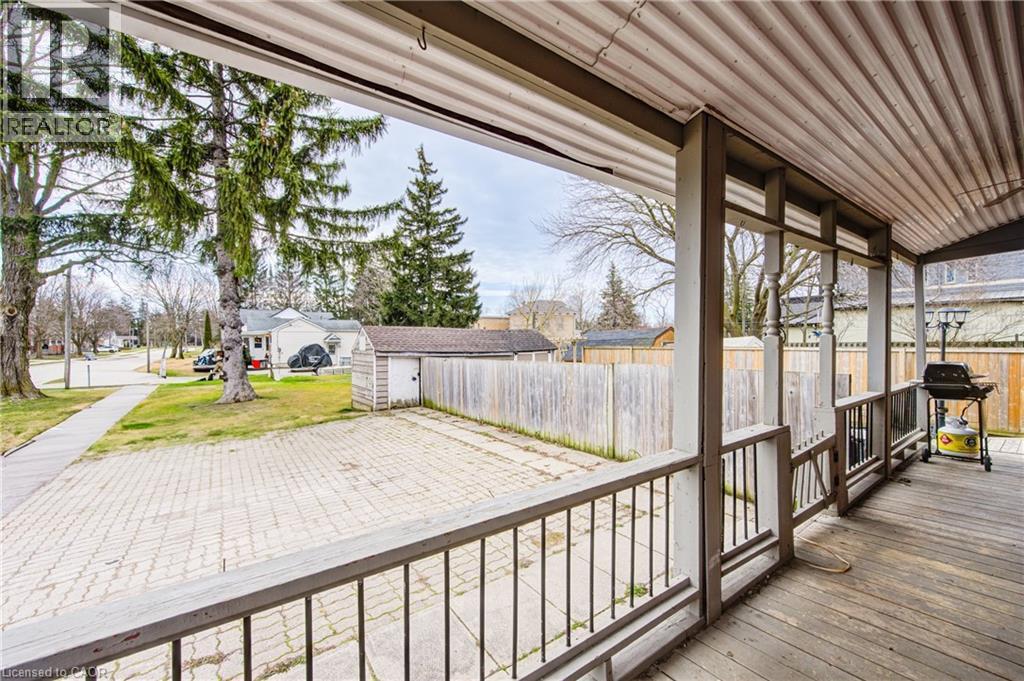 137 Wellington Street, Mitchell, ON