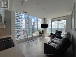 2303 - 898 PORTAGE PARKWAY Vaughan, ON L4K 0J6