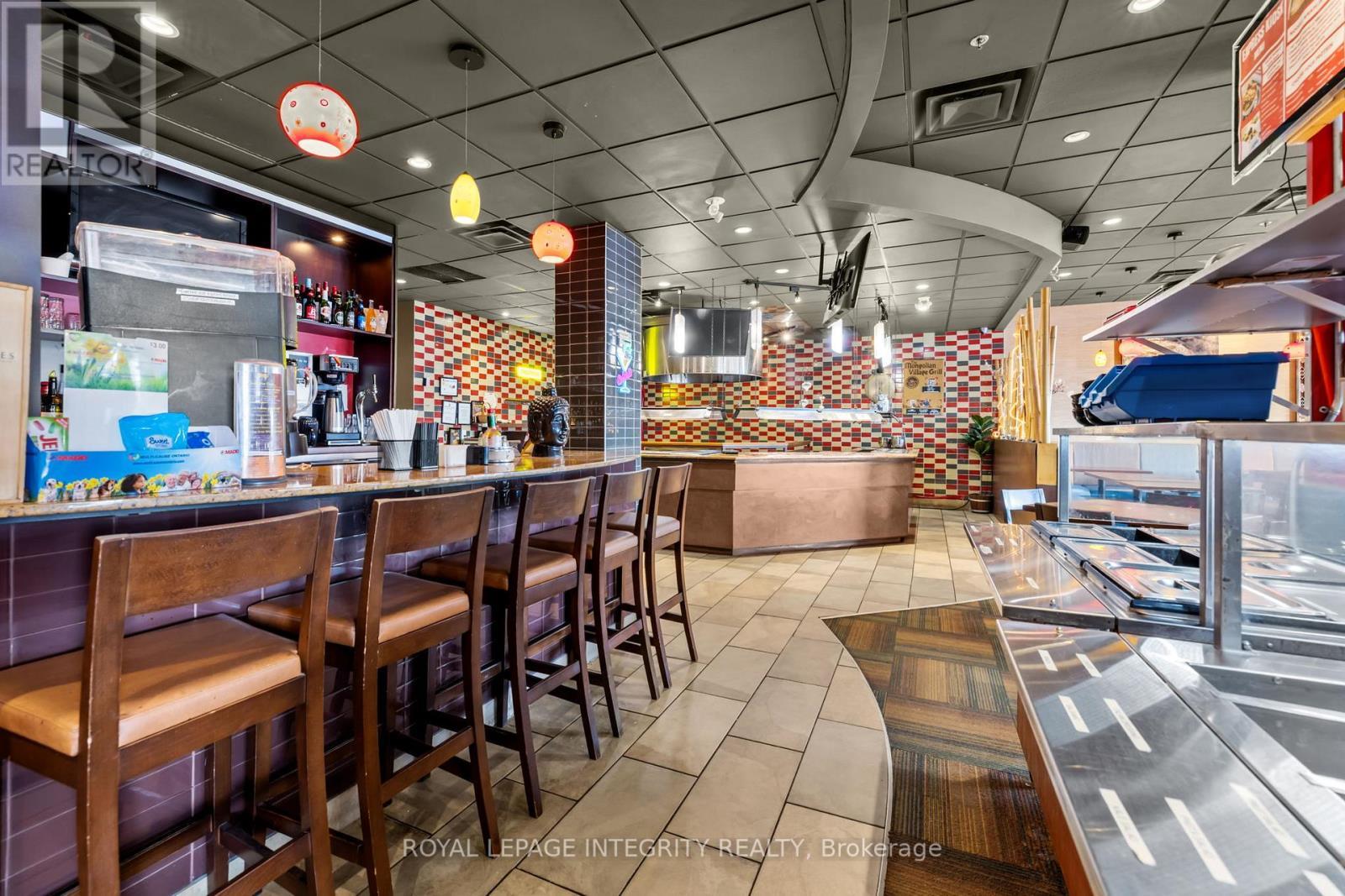 2150 Robertson Rd Road S, Ottawa, ON
