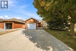 776 ACADIA Drive  Hamilton, ON L8W 3V2