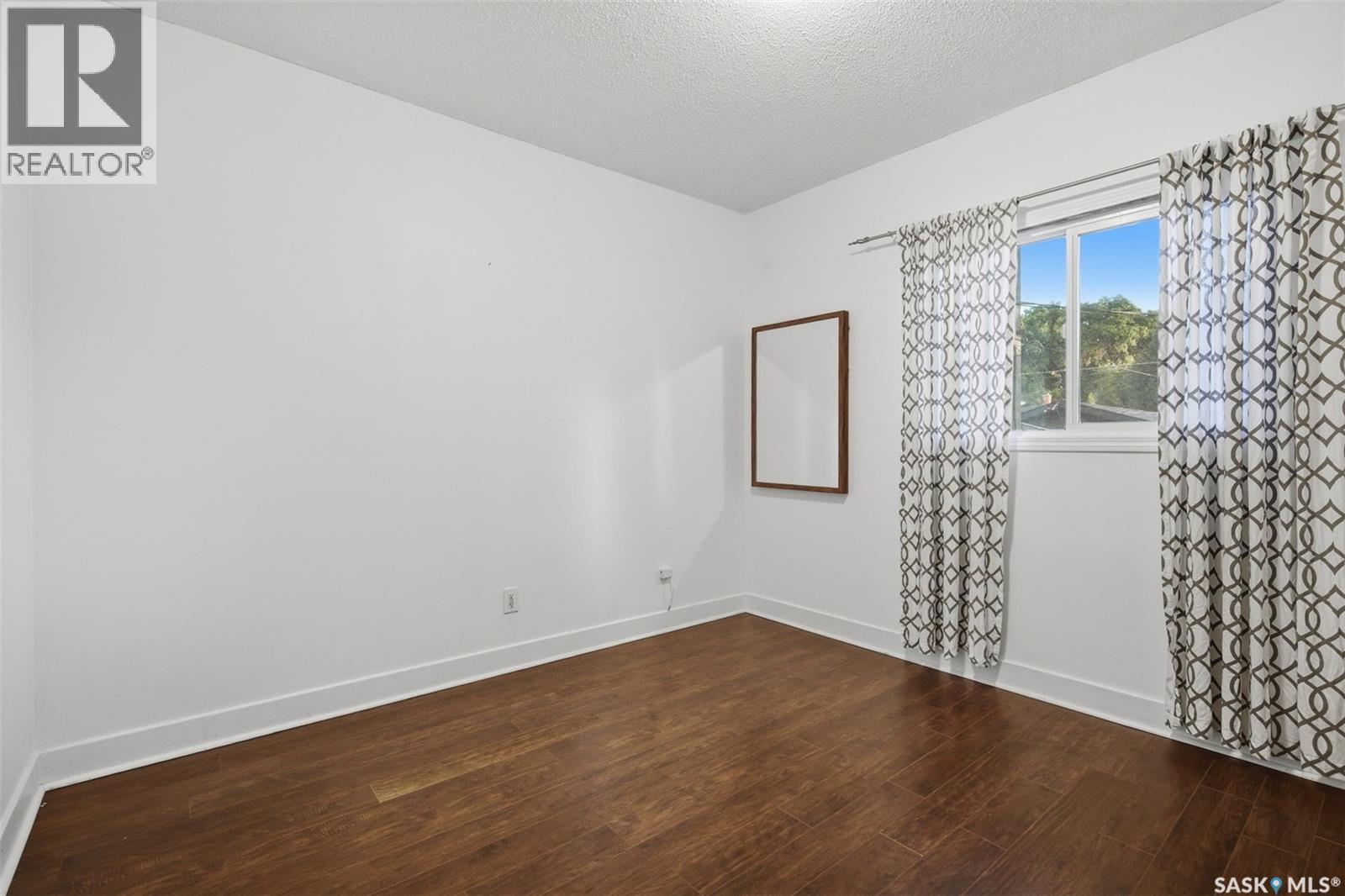 1004 6Th Street E, Saskatoon, SK