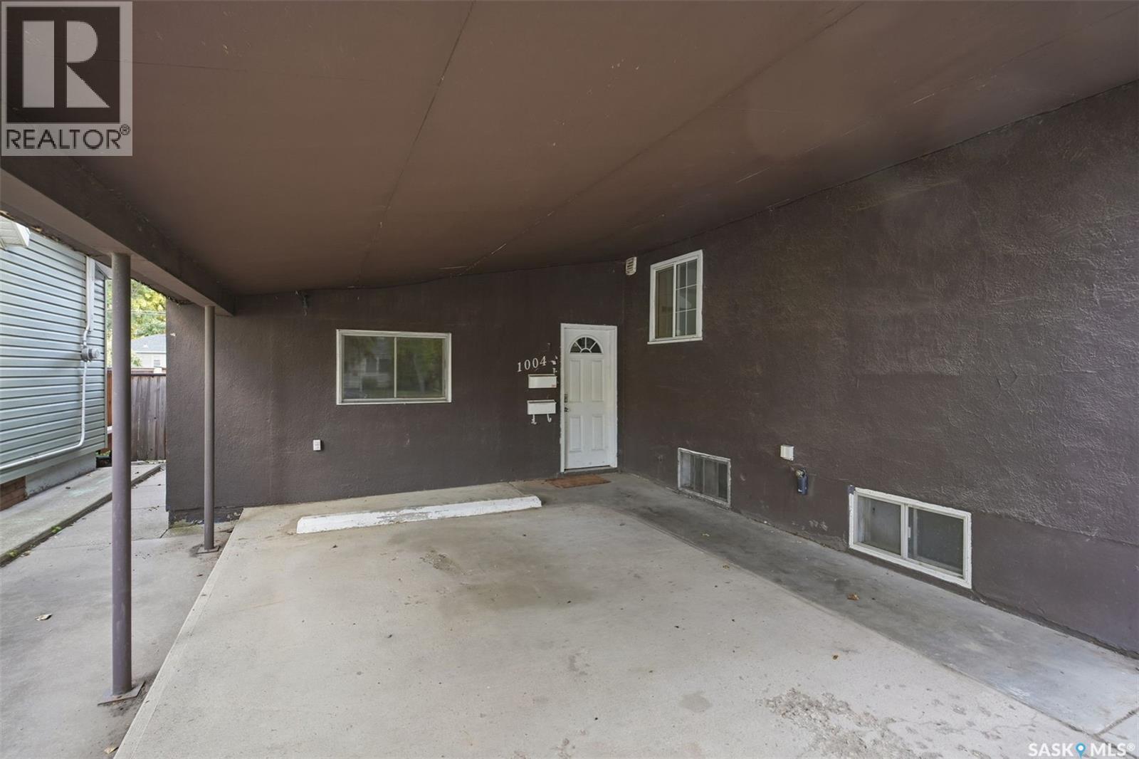 1004 6Th Street E, Saskatoon, SK