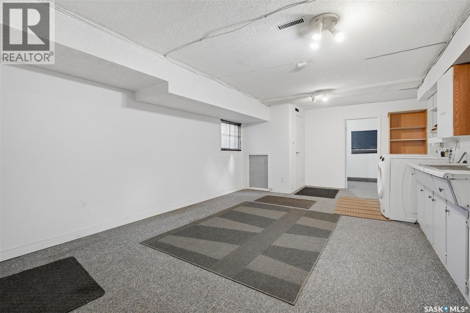 1004 6Th Street E, Saskatoon, SK