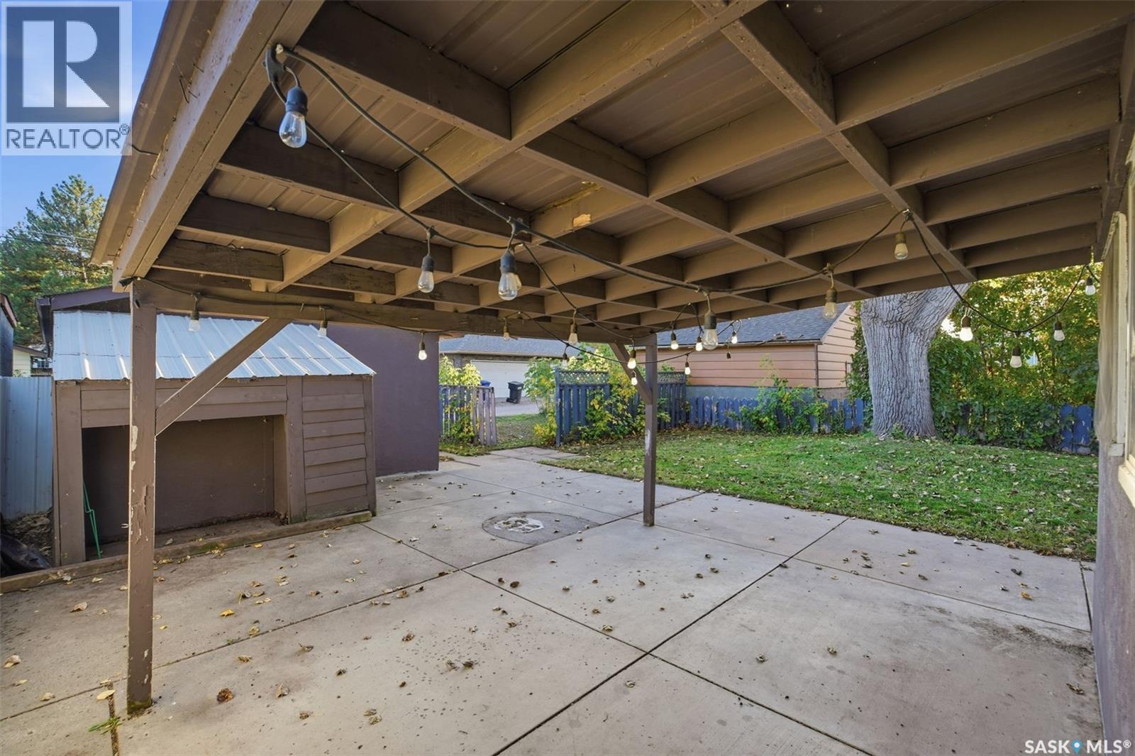 1004 6Th Street E, Saskatoon, SK