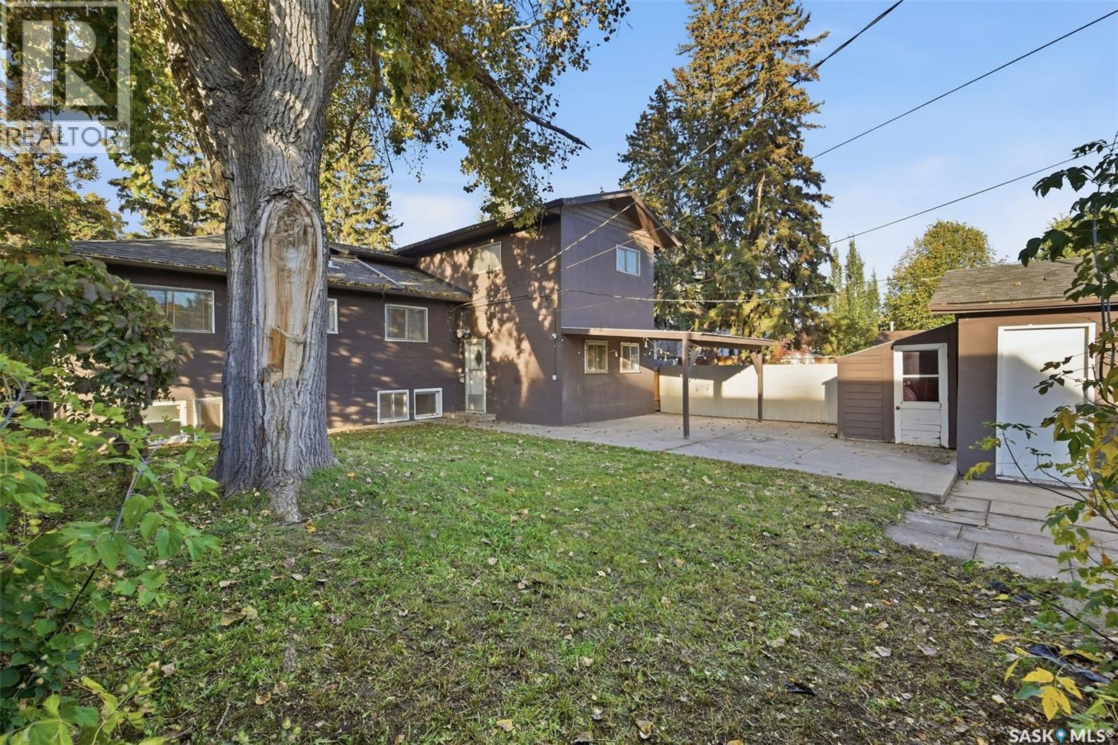 1004 6Th Street E, Saskatoon, SK