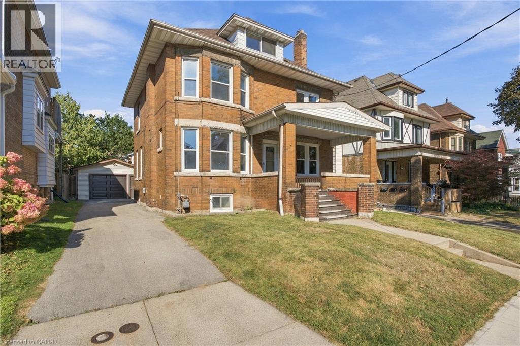100 Balsam Avenue S, Hamilton, ON