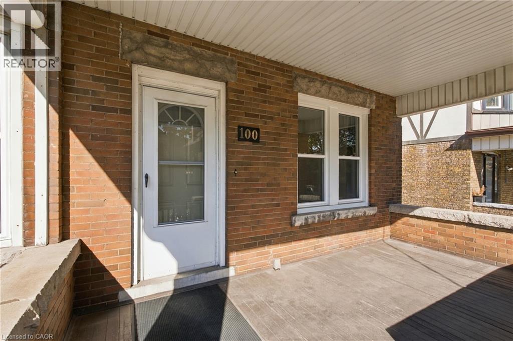 100 Balsam Avenue S, Hamilton, ON