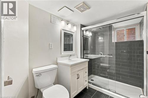 100 Balsam Avenue S, Hamilton, ON 