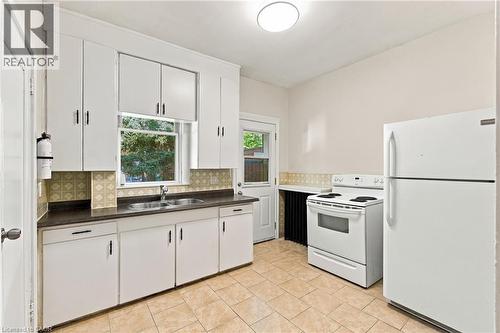100 Balsam Avenue S, Hamilton, ON 