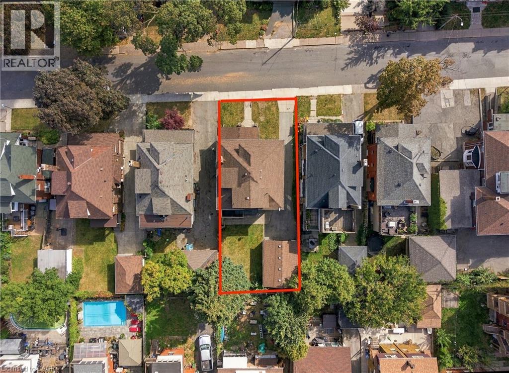 100 Balsam Avenue S, Hamilton, ON