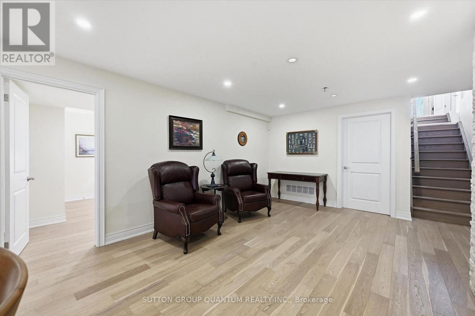 305 Caledon Avenue, Hamilton, ON